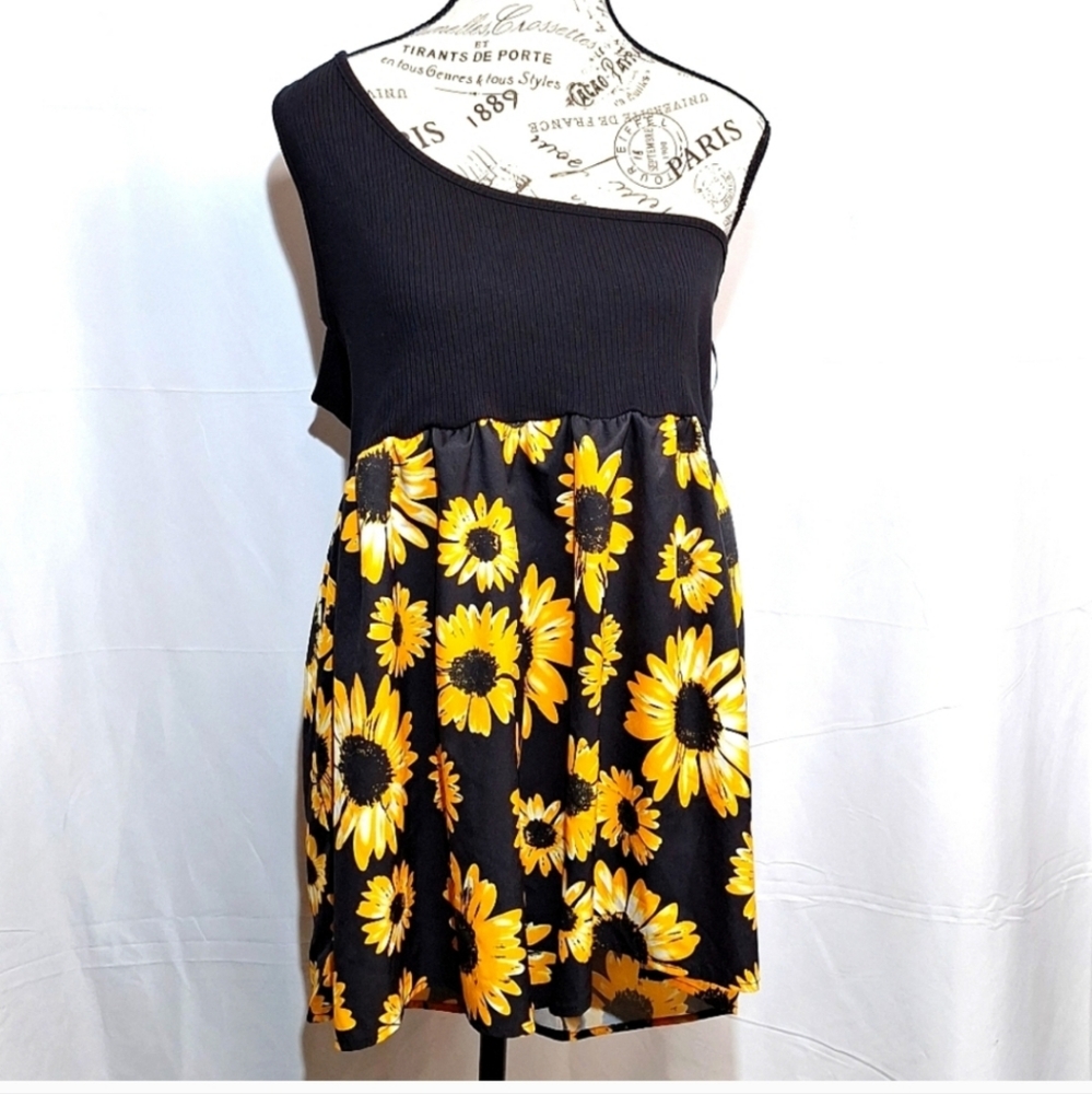 SHEIN CURVE 4X ROMPER.